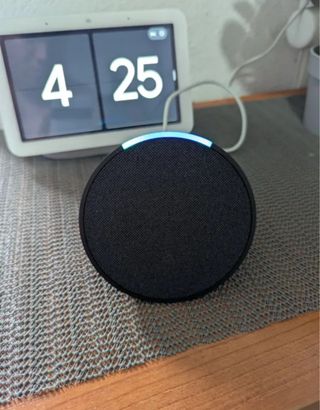 Echo Pop última Gen - Altavoz Alexa - Negro