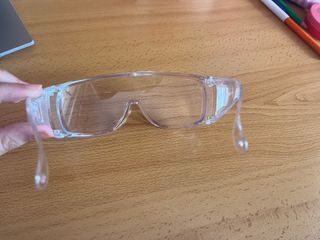 Gafas de laboratorio transparentes