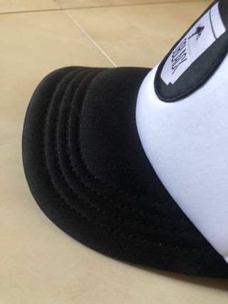 Gorra Oblack Negra y Blanca