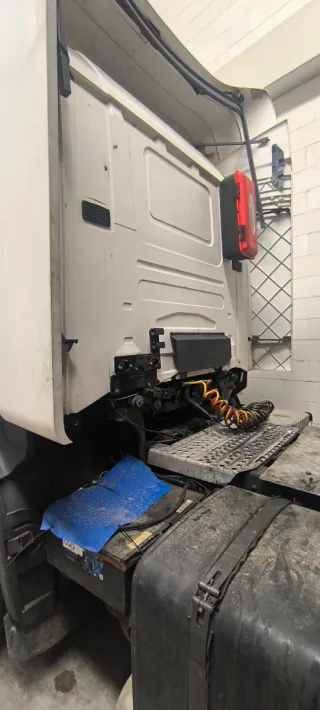 Tractora Scannia 124L 420