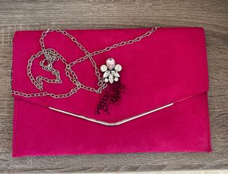 Bolso de fiesta fucsia con pedrería