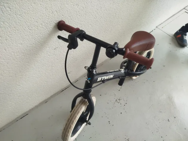 Bicicleta de equilibrio B'TWIN
