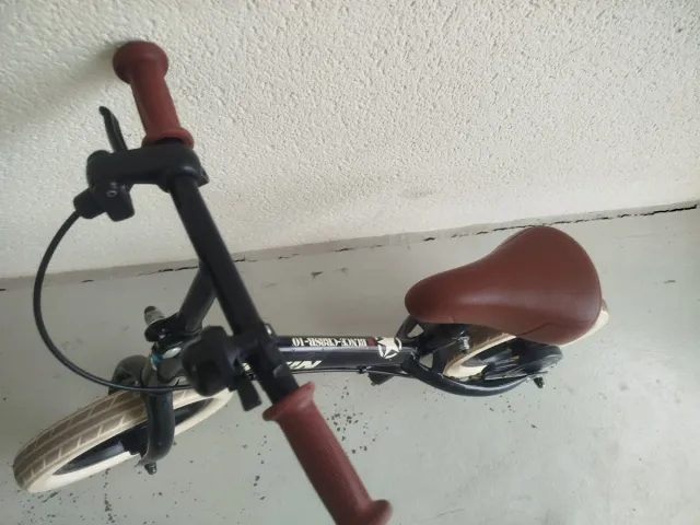 Bicicleta de equilibrio B'TWIN
