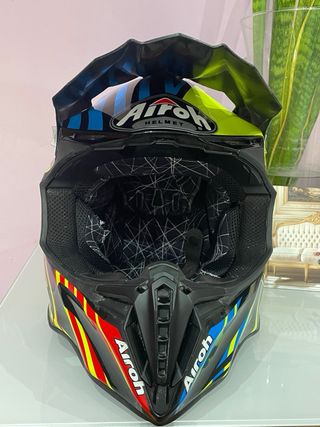 Casco Airoh