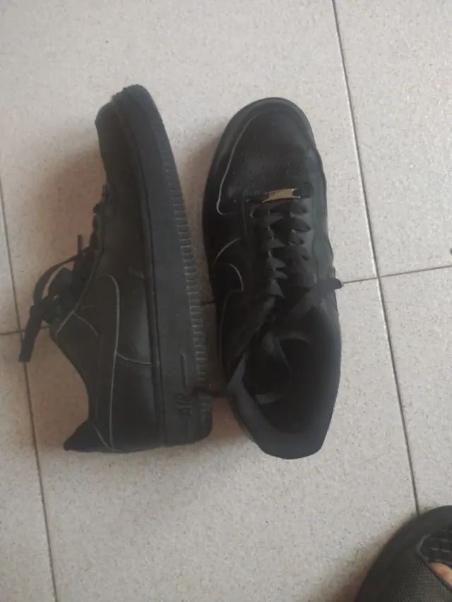 Nike Air Force 1 Negras Talla 40