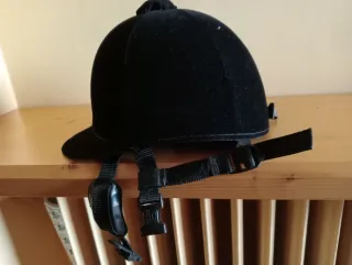 Casco de equitación negro