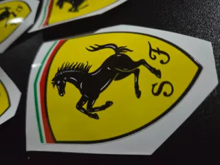 Adesivi Ferrari Scuderia Cavallino Rampante