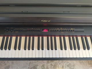 Piano Roland HP-3e