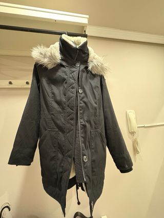 Parka Hollister Negra Talla M