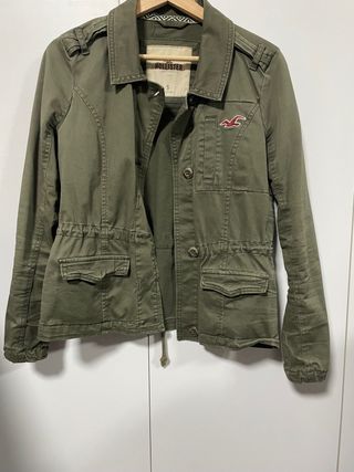 Cazadora Hollister verde talla S