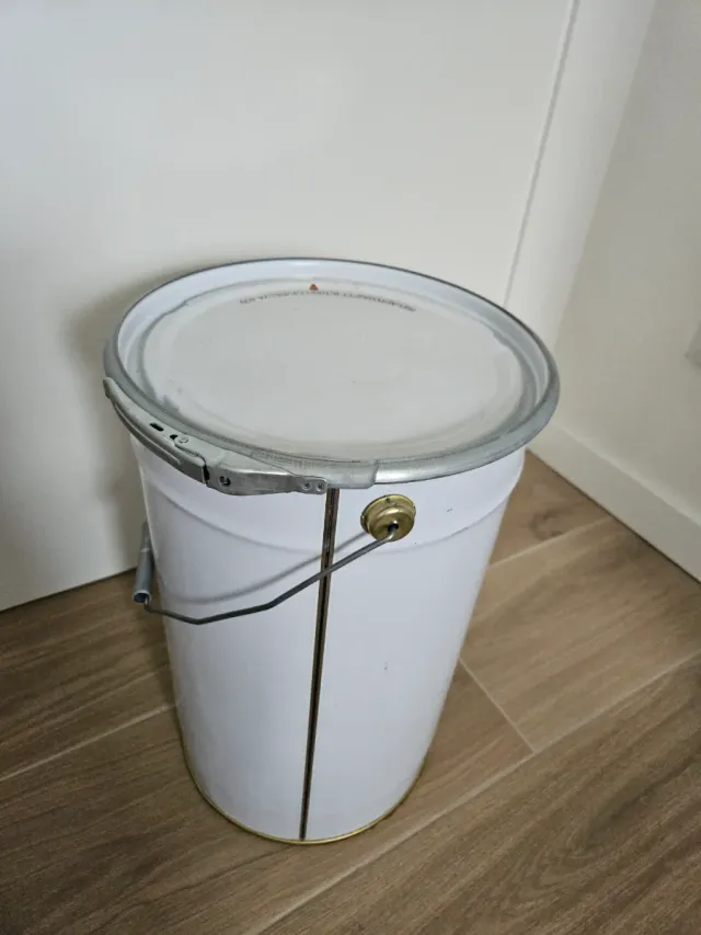 Bidón metálico hermético