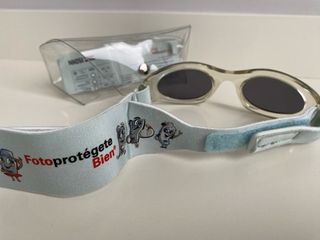 Occhiali da sole per bambini Isdin