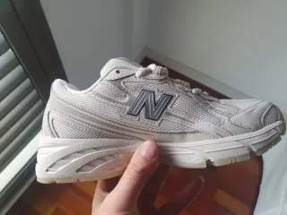 New Balance Beige Zapatillas Deportivas