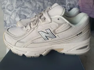 New Balance Beige Zapatillas Deportivas