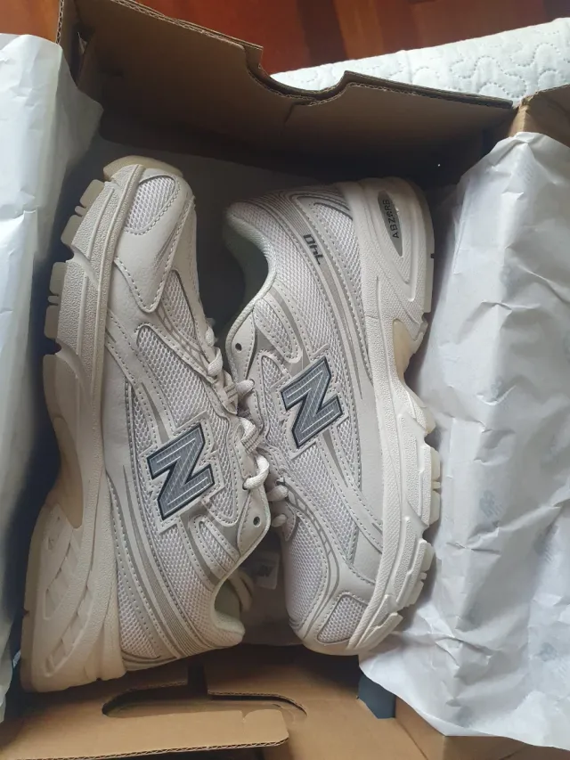 New Balance Beige Zapatillas Deportivas