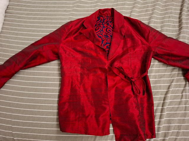 Giacca elegante lucente sartoriale