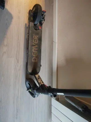 2 Patinetes Eléctricos.