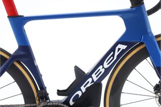 Orbea Orca Aero M10 LTD Di2 12V (carretera) t.54 Reacondicionada