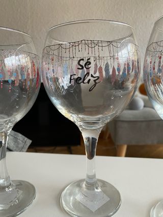 Set di 4 coppe decorate + 2 colorate