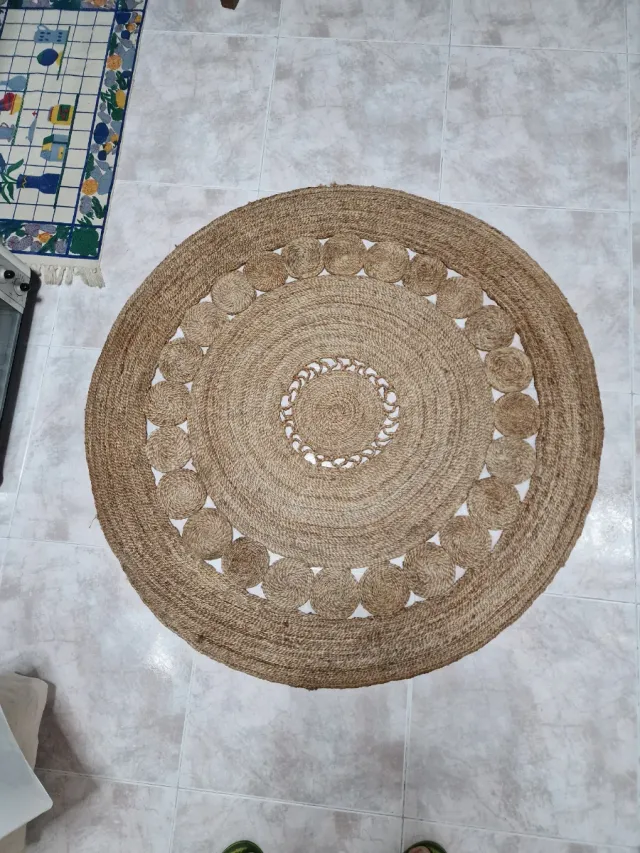 Alfombra redonda de yute tejida