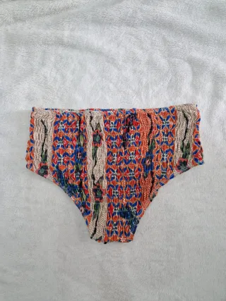 Braguita bikini alta elástica nueva