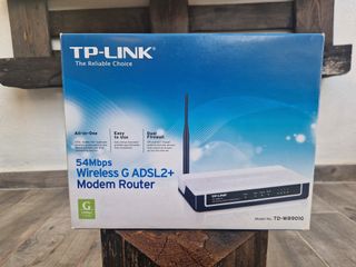 TP-LINK Modem Router ADSL Wireless G ADSL2 54Mbps
