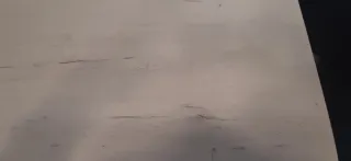 Mesa alta extensible y 2 taburetes