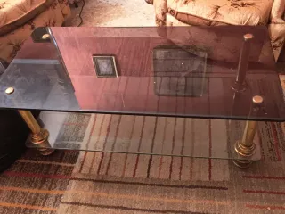 Mesita vintage cristal y metal dorado