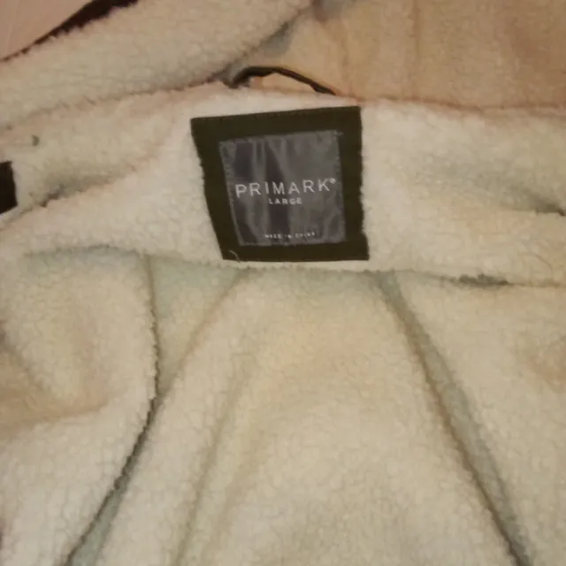 Casaco verde masculino com capuz