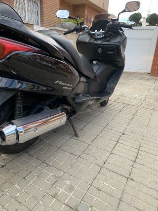 Honda Forza 250 Negra