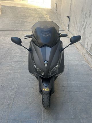 Yamaha Tmax