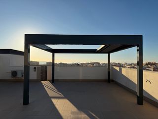Pérgola de aluminio gris
