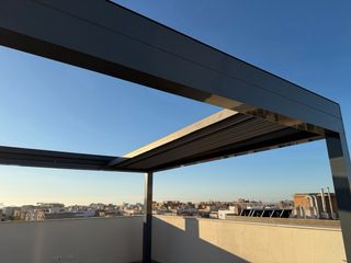 Pérgola de aluminio gris