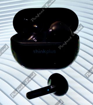 Auriculares inalámbricos Lenovo XT93 (negro)