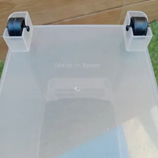 Contenitori di plastica