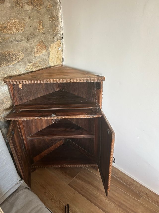 Mueble esquinero rústico madera