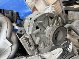 Alternador BMW M42 y el soporto del alternador