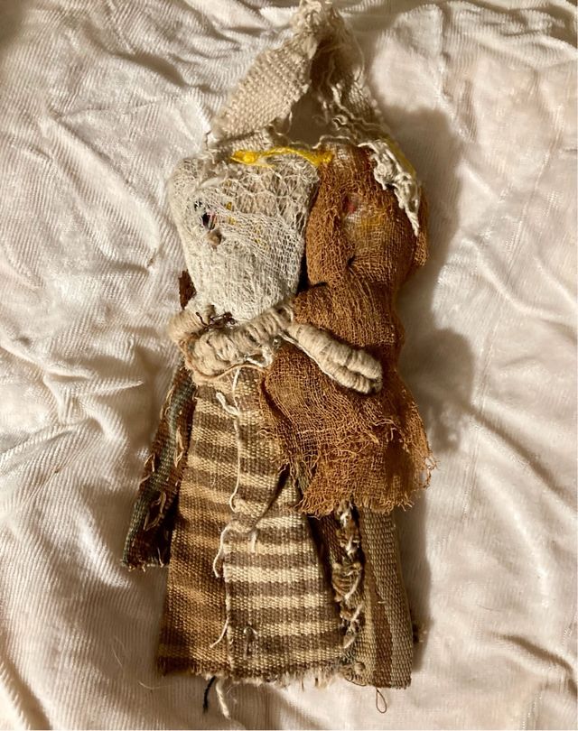 Antigua muñeca textil funeraria de Chancay