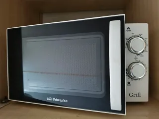 Microondas Orbegozo con Grill