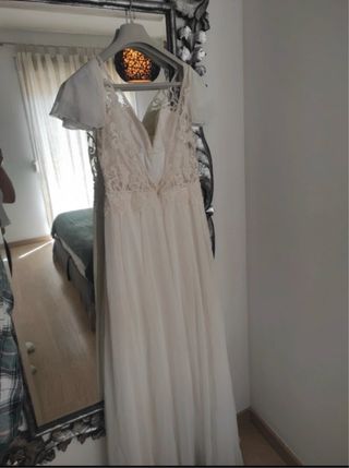 Vestido de Novia Beige y Blanco