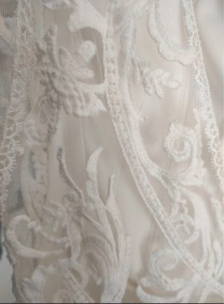 Vestido de Novia Beige y Blanco