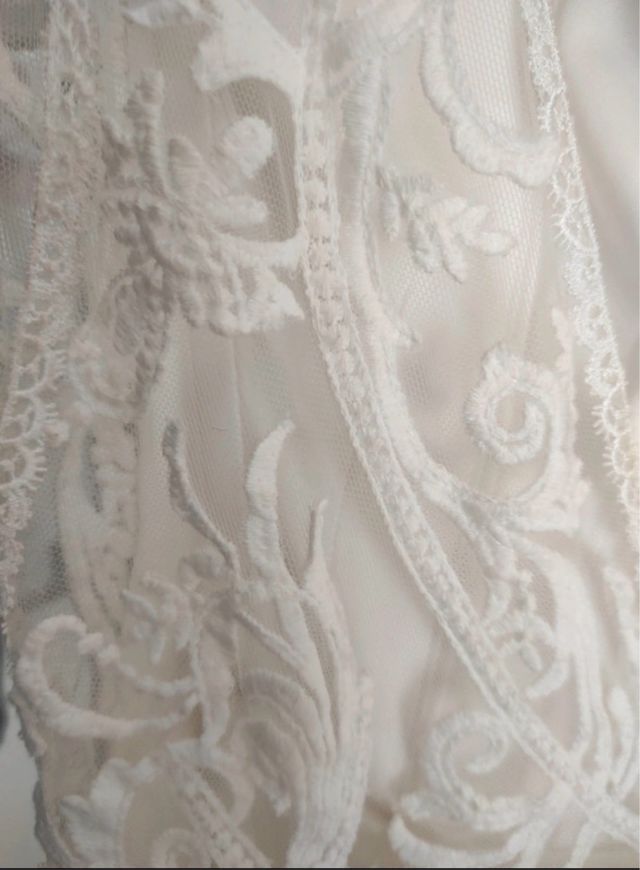 Vestido de Novia Beige y Blanco