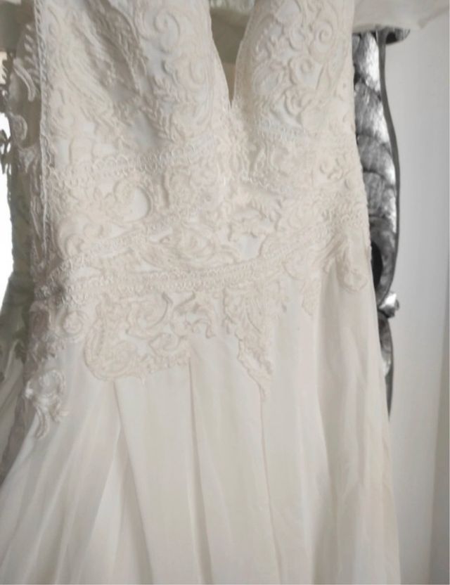 Vestido de Novia Beige y Blanco