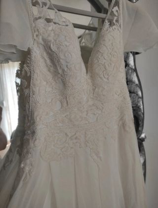 Vestido de Novia Beige y Blanco