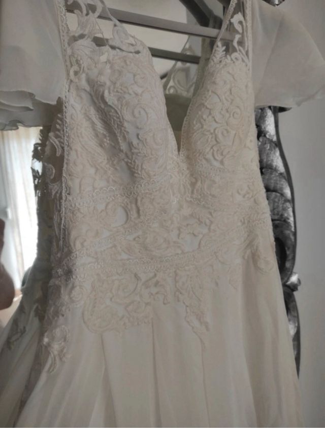 Vestido de Novia Beige y Blanco