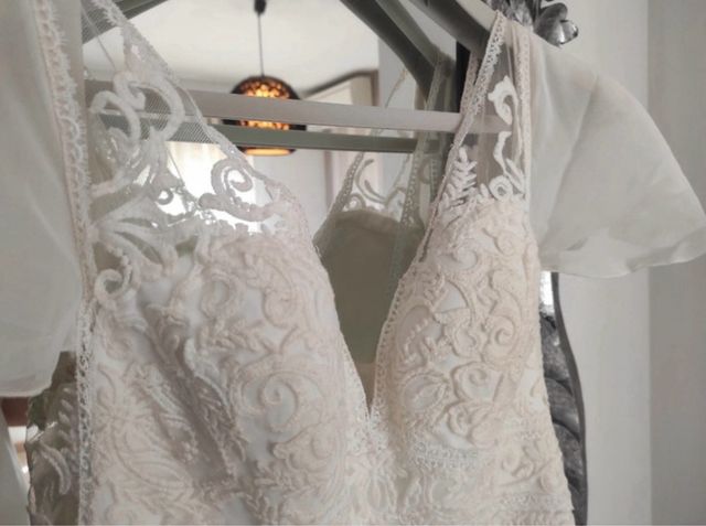 Vestido de Novia Beige y Blanco