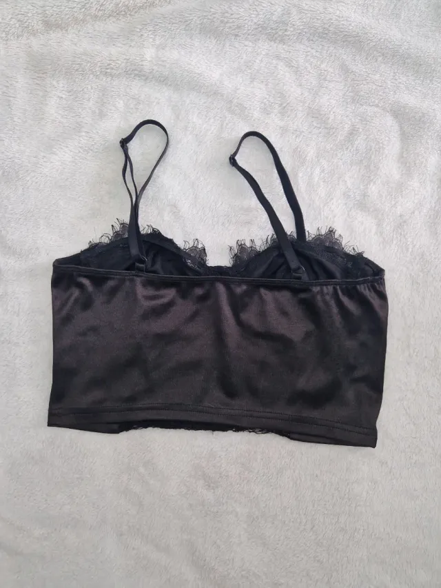 Top negro tirantes encaje