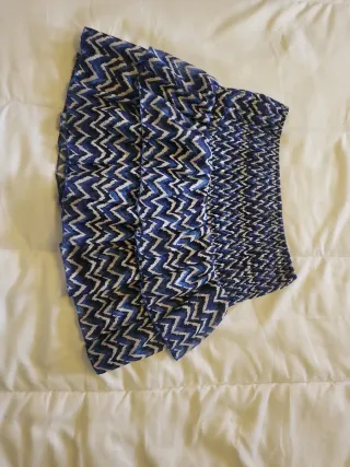 Falda corta con estampado zig-zag