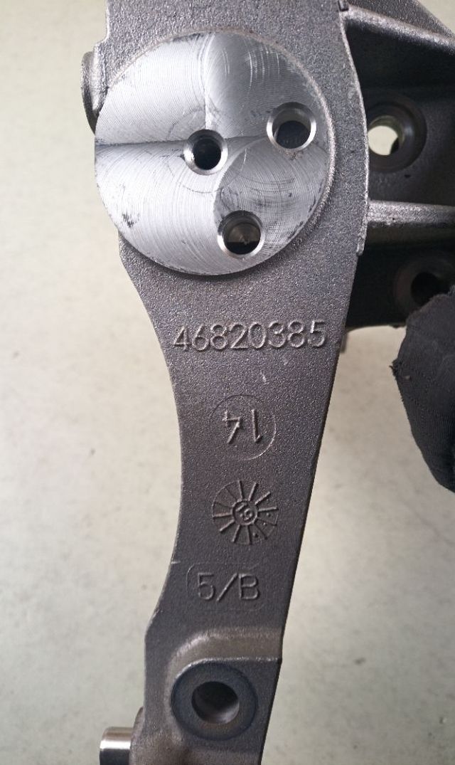 SOPORTE ALTERNADOR FIAT 500 (150) CABRIO