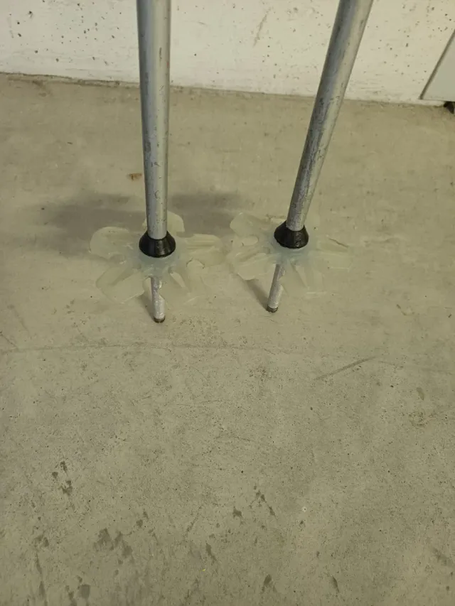 Rossignol Zenith z5 2007 con racchette e custodia